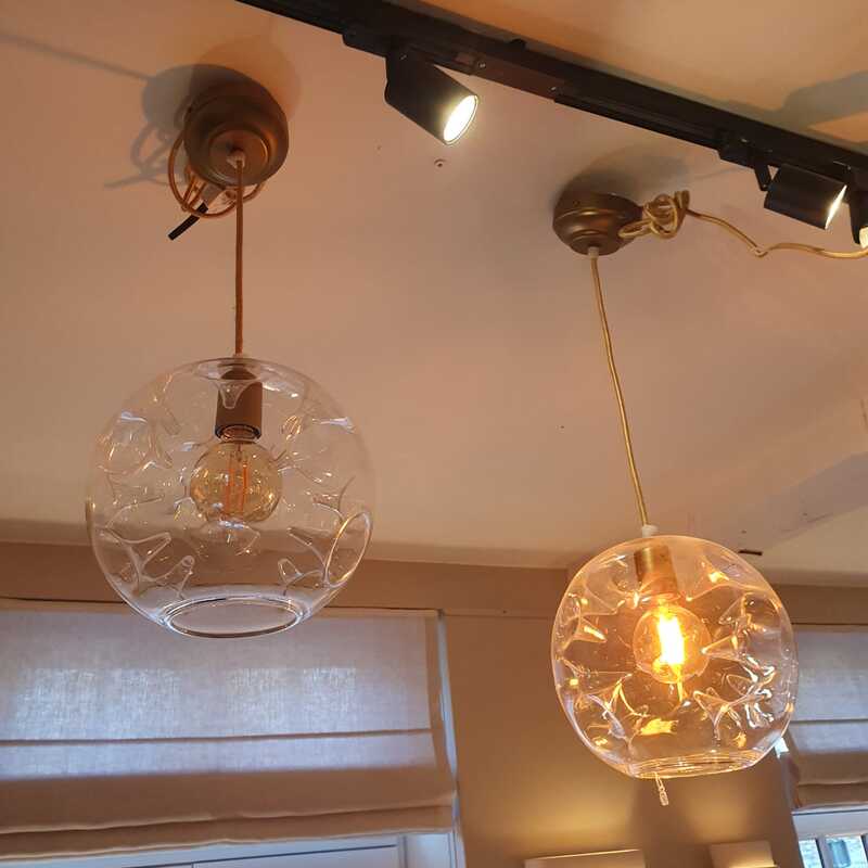 paire de suspensions en verre 